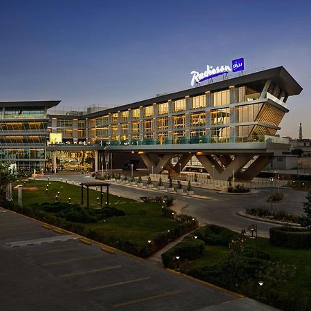 Radisson Blu Hotel Riyadh Convention And Exhibition Center Екстер'єр фото Radisson Hotel, Kathmandu